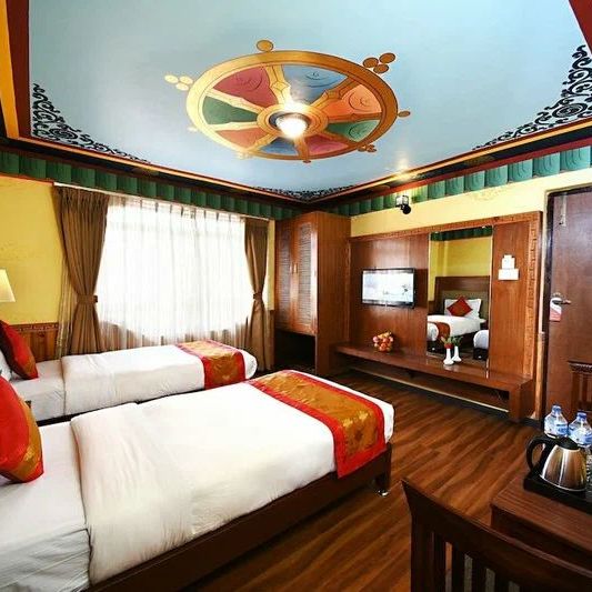 Отели 3*, Лоджи, Палатки