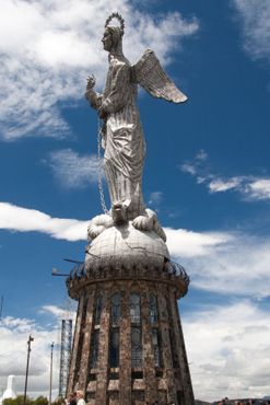 Дева Мария на холме Эль-Панесильо
