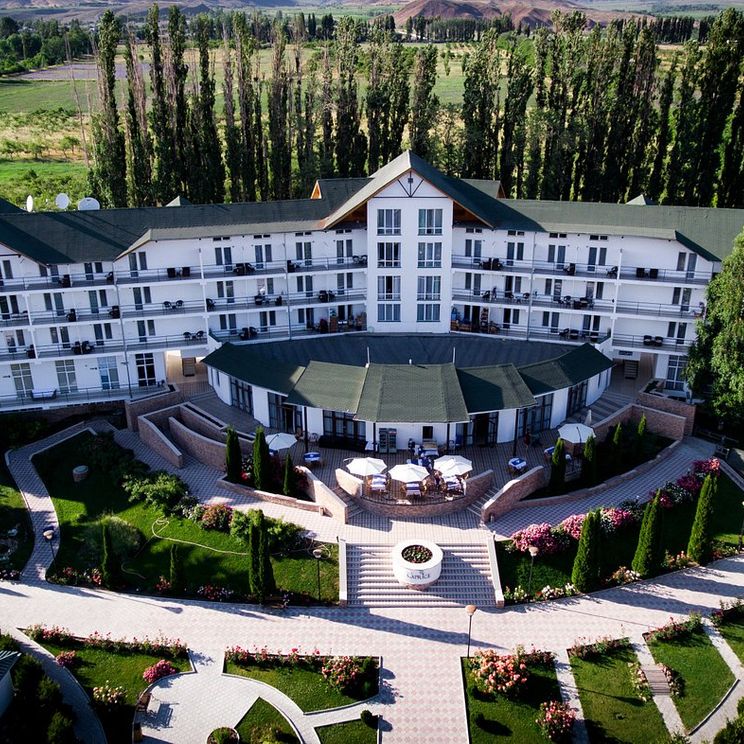Отели 4*