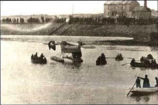 Посадка самолёта в эстуарии