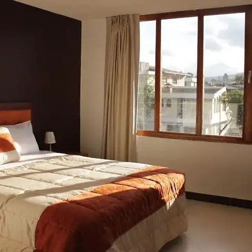 Отель 3*, Лодж