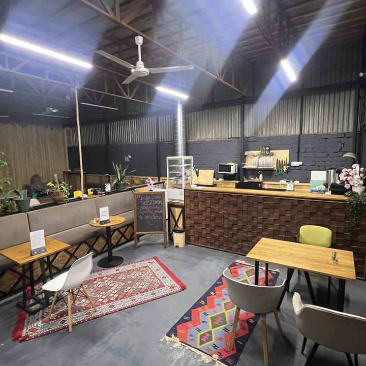 Отели 1-2*, Отели 3*