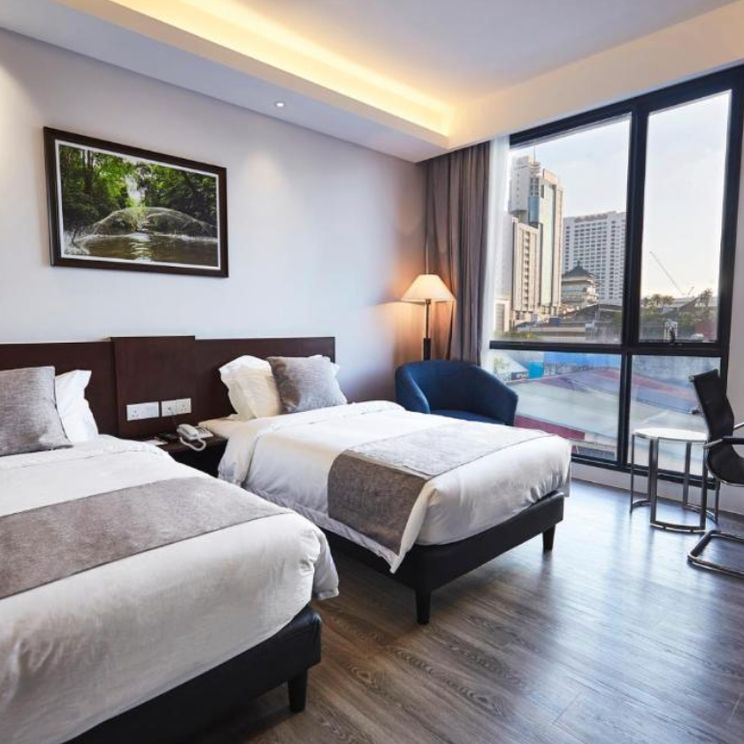 Отели 3*, Отели 4*, Отели 5*, Лоджи