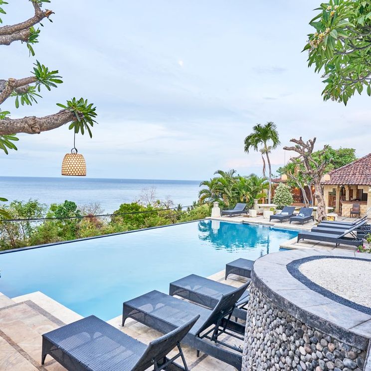 Гостиницы 4*, Вилла