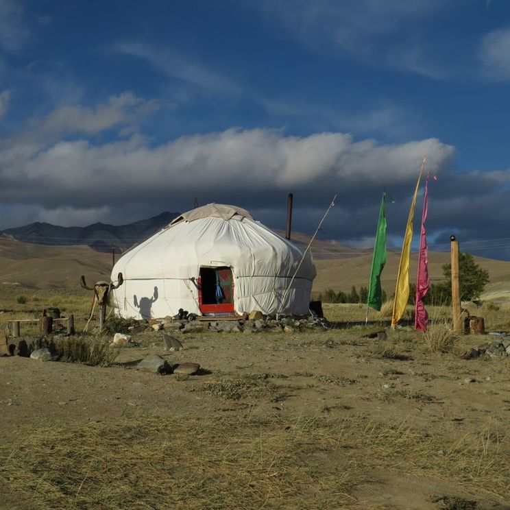 Гостевые домики, Коттеджи, Юрты