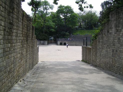 Арены Лютеции