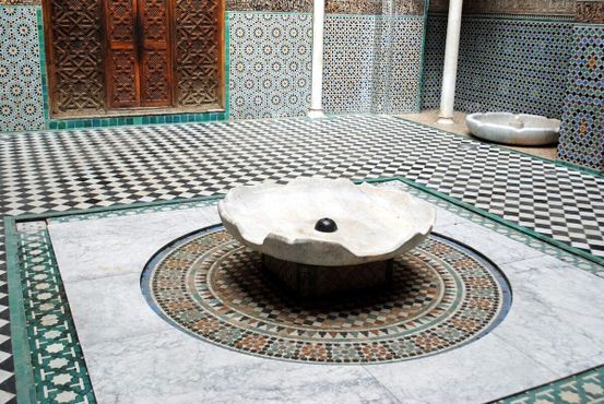 Внутренний двор медресе Аль-Аттарин