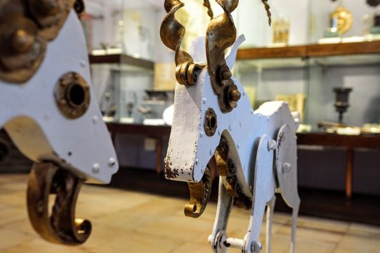 Пара отставных козлов выставлены в музее Ратуши