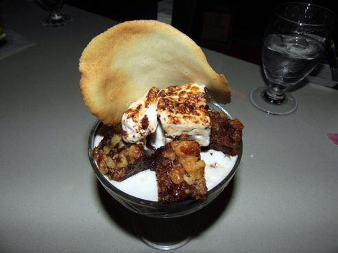 Мороженое «Брауни» в ресторане «Локвуд»