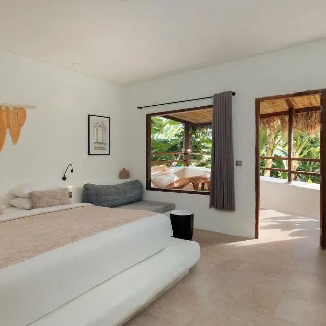 Отели 4*, Отели 5*, Виллы, Глэмпинги, Яхты