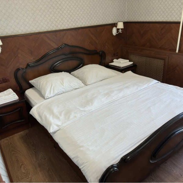 Отели 3*, Отели 4*, Глэмпинги