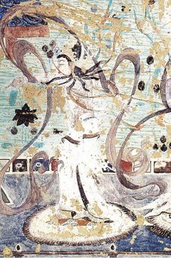 Танцовщица на фреске в пещере №220. Ранний период империи Тан
