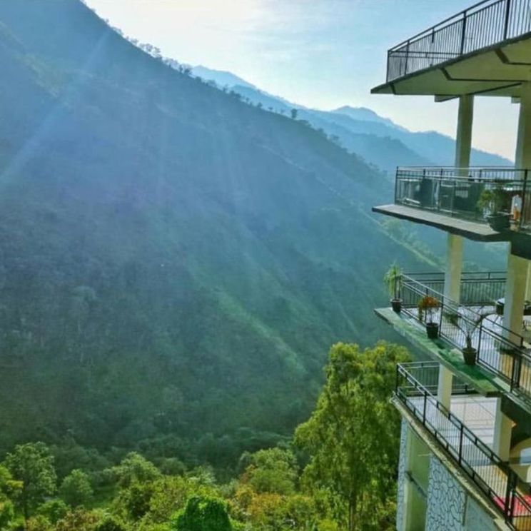 Отели 4*, Отели 5*