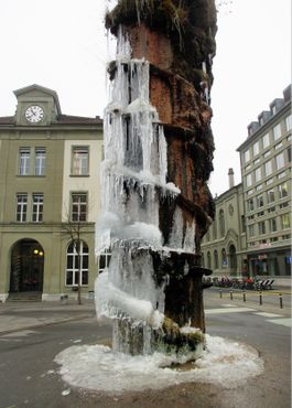 Скульптура зимой