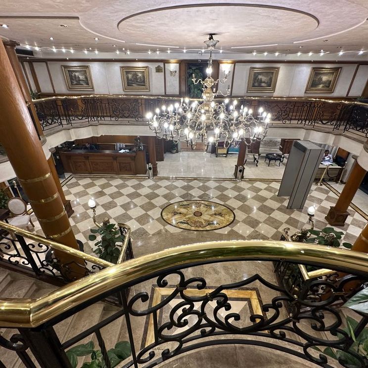 Отели 4*, Бутик-отели, Хаусботы, Палатки