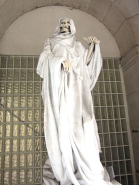 Статуя Смерти 
