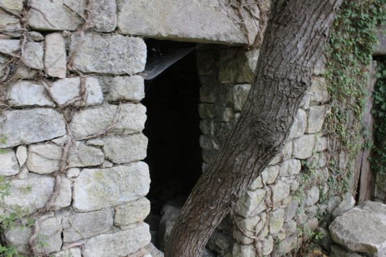 Руины Оппед-ле-Вьё