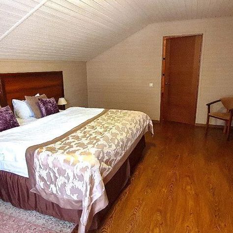 Отели 1-2*, Отели 3*