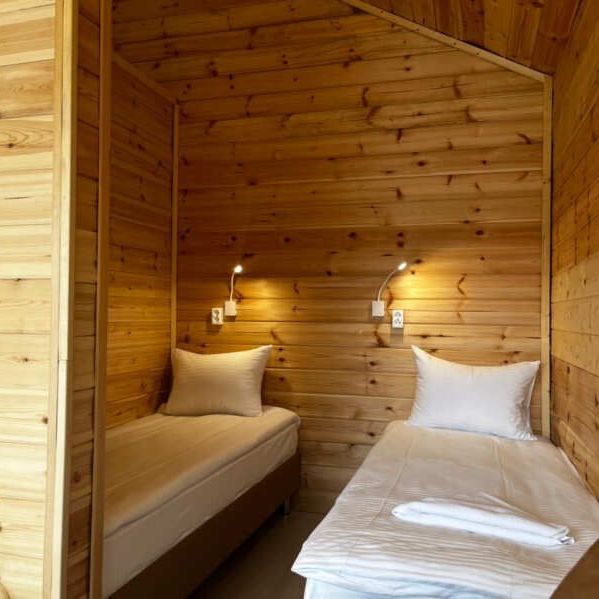 Отели 3*, Отели 4*, Глэмпинги