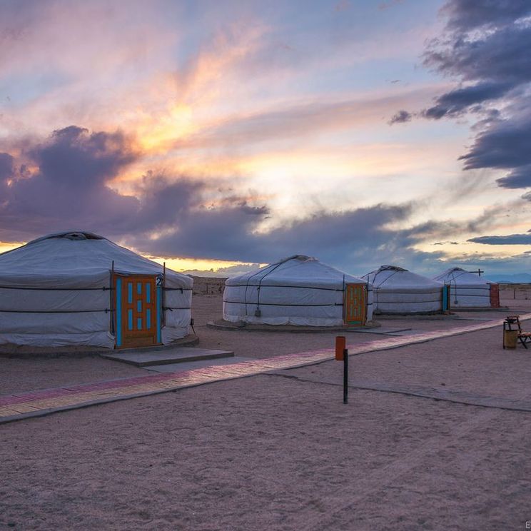 Кемпинги, Отели 3*, Юрты, Палатки