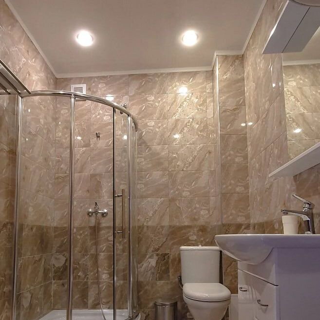 Отели 1-2*, Отели 3*