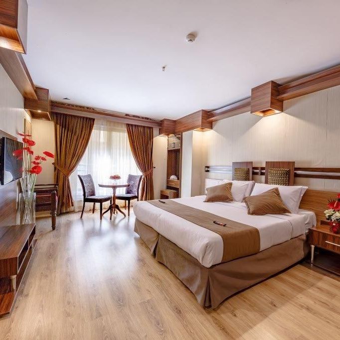 Отели 4*, Отели 5*