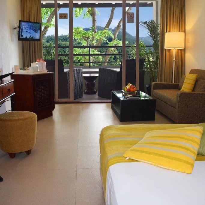 Отели 4*, Отели 5*