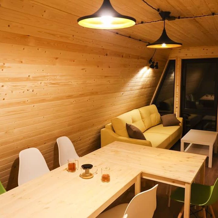 Гостиницы 1-2*, Гостевые домики