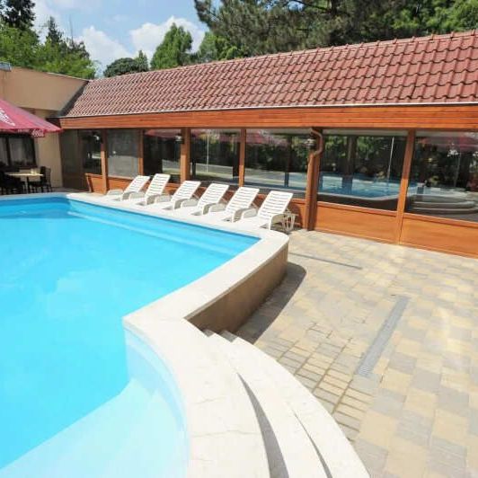 Отели 4*
