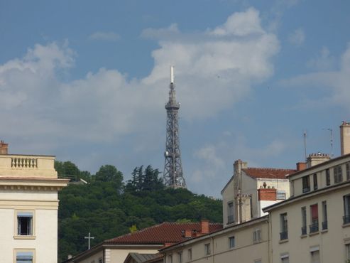 Лионская металлическая башня