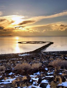 Спиральная дамба в 2012 г.