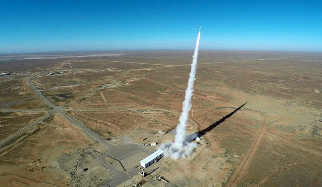 Запуск гиперзвуковой ракеты, летящей со скоростью в 5 раз выше скорости звука. Вумера. Май 2016