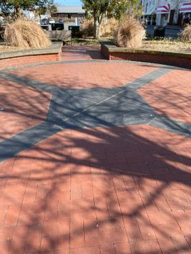 Эхо-камера на Русакис-Плаза