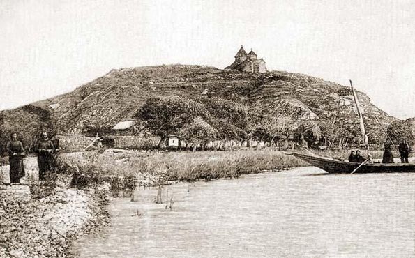 В XIX веке Севанаванк находился на острове