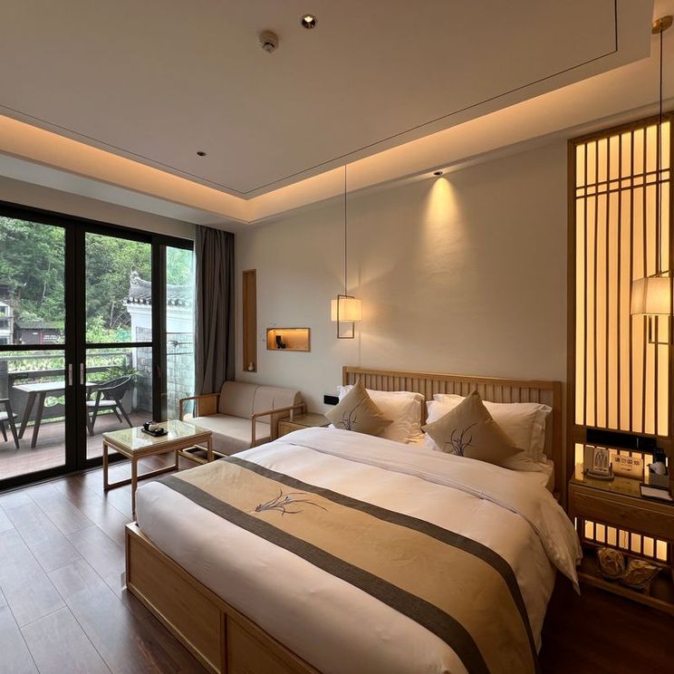 Отели 4*, Отели 5*