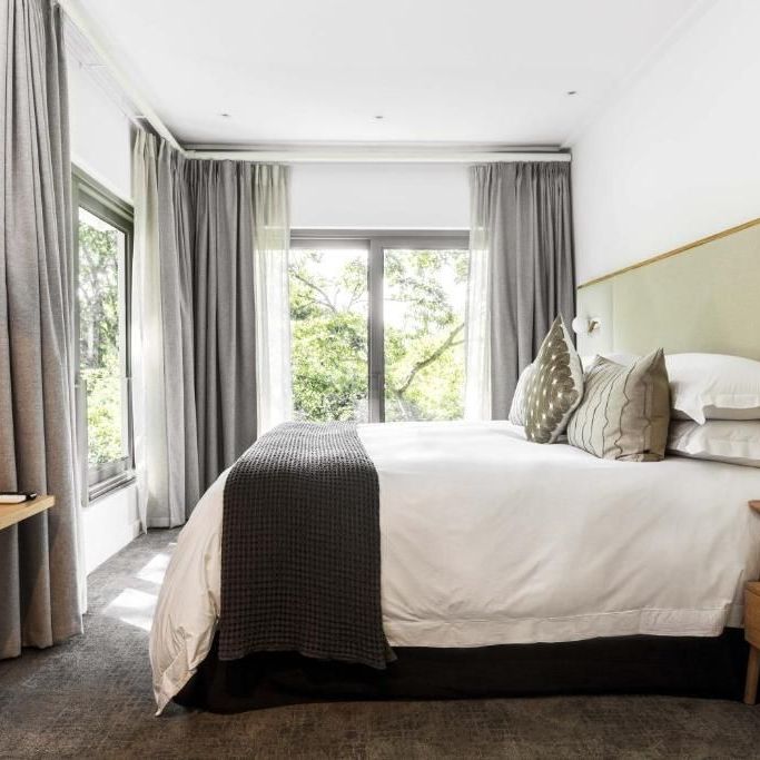 Отели 4*, Лоджи