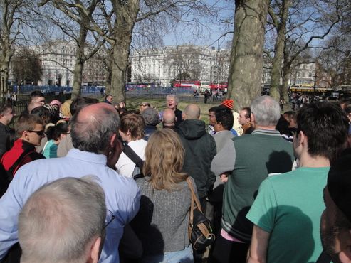 Уголок ораторов