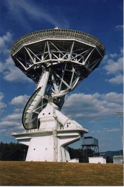 Отсутствие белого шума в Грин-Бэнке делает его идеальным местом для размещения одного из крупнейших радиотелескопов в западном полушарии
