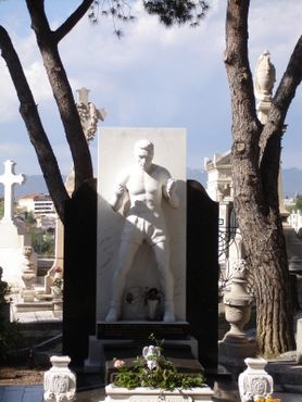 Кладбище Сен-Пьер