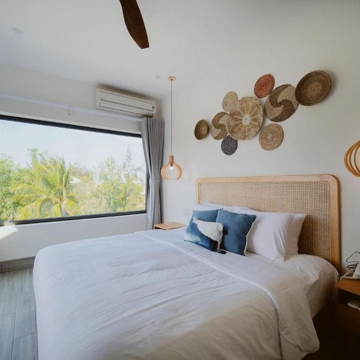 Отели 4*, Бутик-отели, Бунгало, Виллы, Лоджи