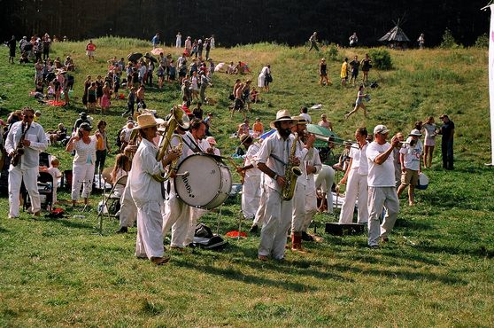 Театр «Брэд энд Паппет»