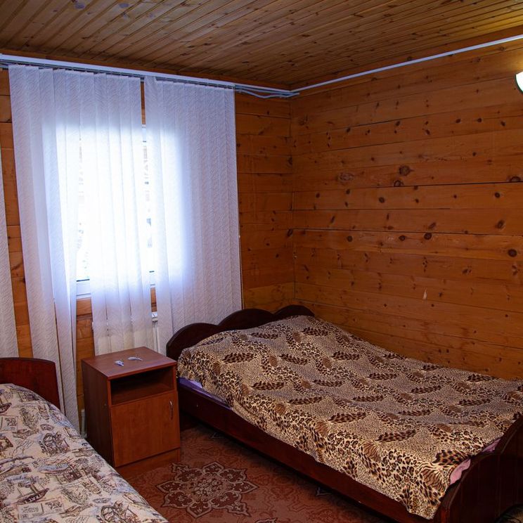 Коттедж, Tourist base