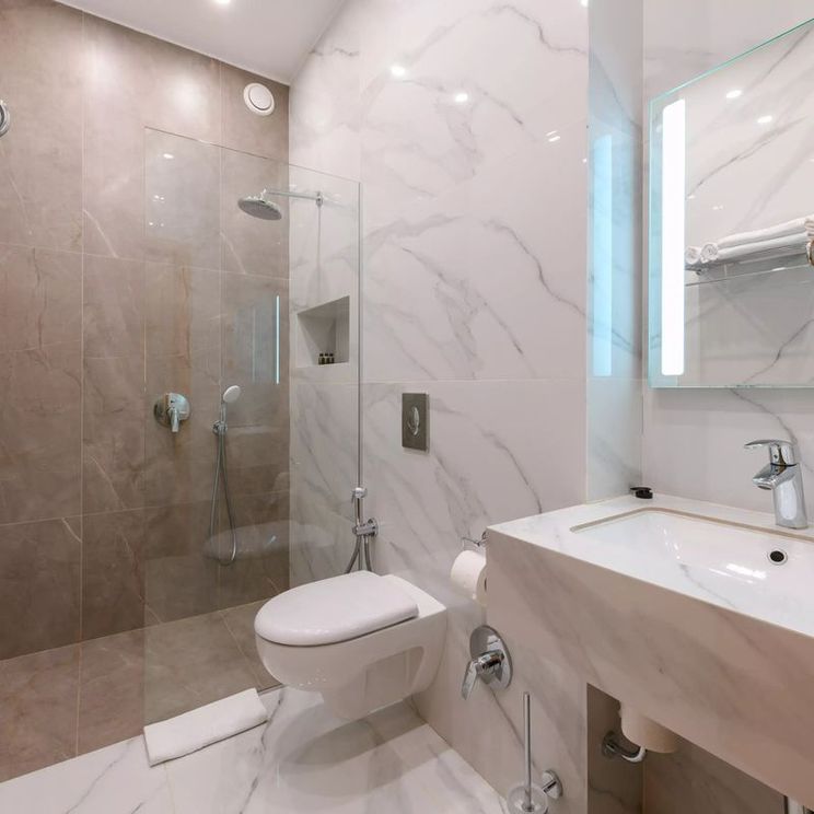 Отели 1-2*, Гостевые домики, Отели 3*, Отели 4*