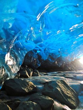 Ледяная пещера