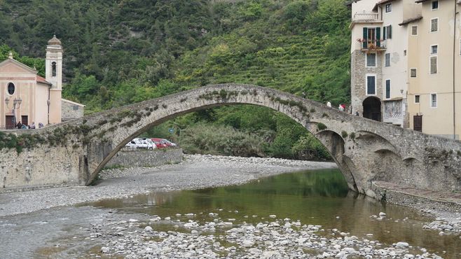 Этот мост был построен в XV веке