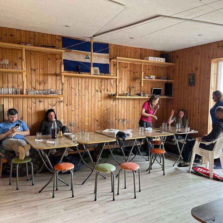 Хостелы, Палатки