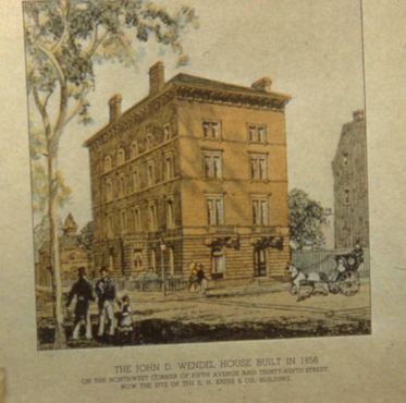 Изображение 4-х этажного кирпичного дома Венделей, около 1880 г