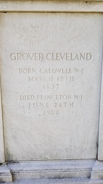 Надпись на могиле президента США Гровера Кливленда
