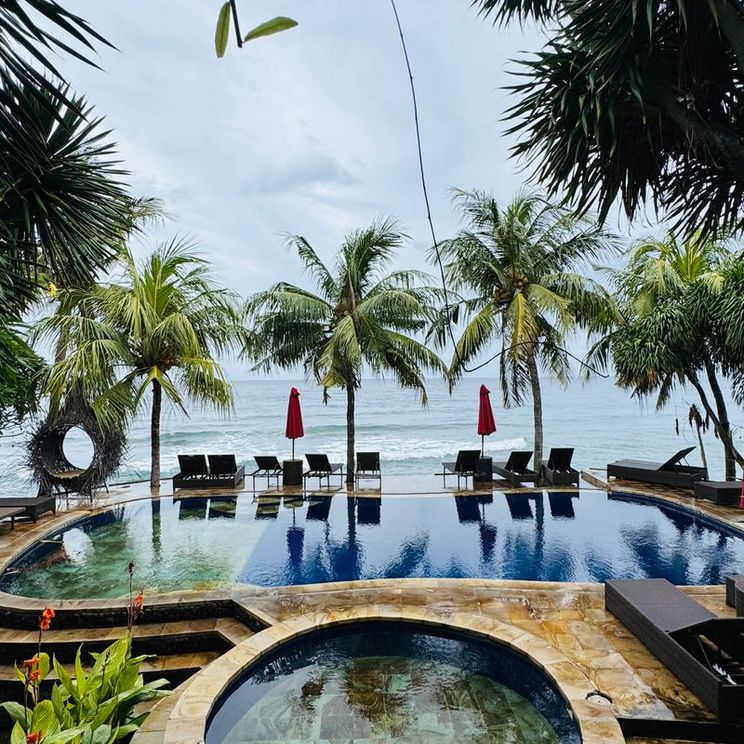 Отели 4*, Бунгало, Виллы