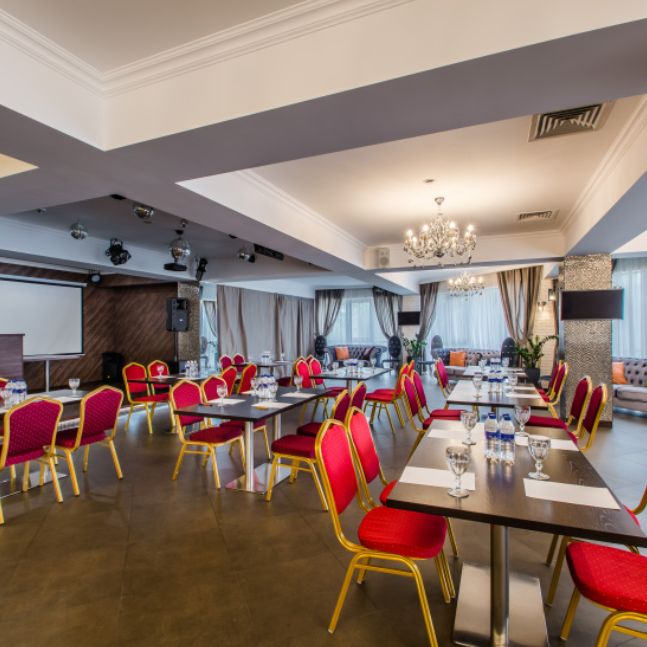 Отели 1-2*, Отели 3*